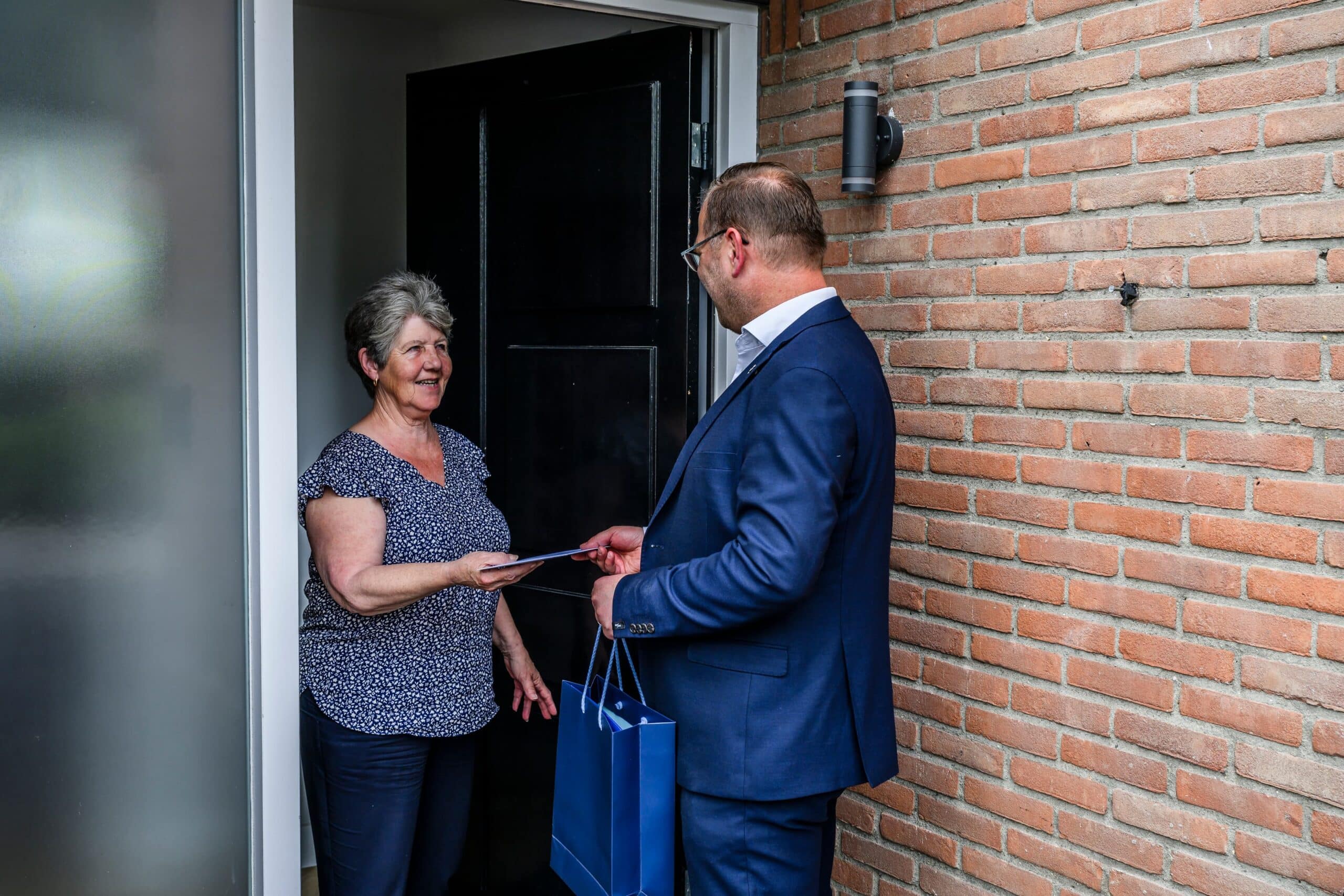 Sjoek begeleidt nabestaanden