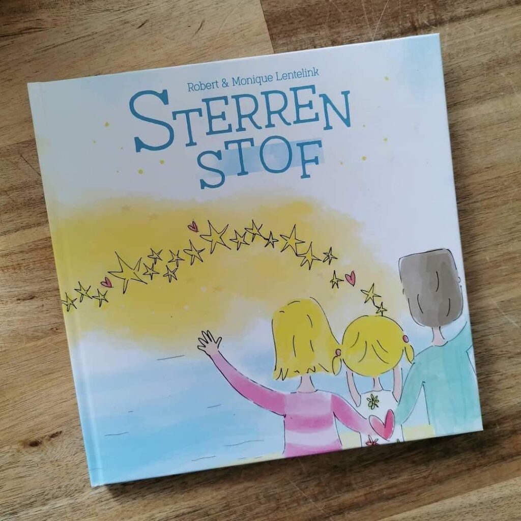 Boek Sterrenstof